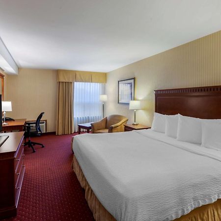 Best Western Plus Otonabee Inn Peterborough Esterno foto