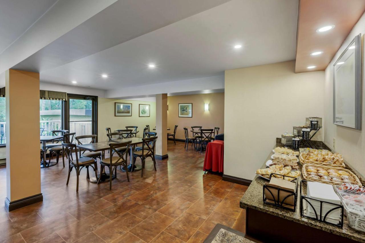 Best Western Plus Otonabee Inn Peterborough Esterno foto