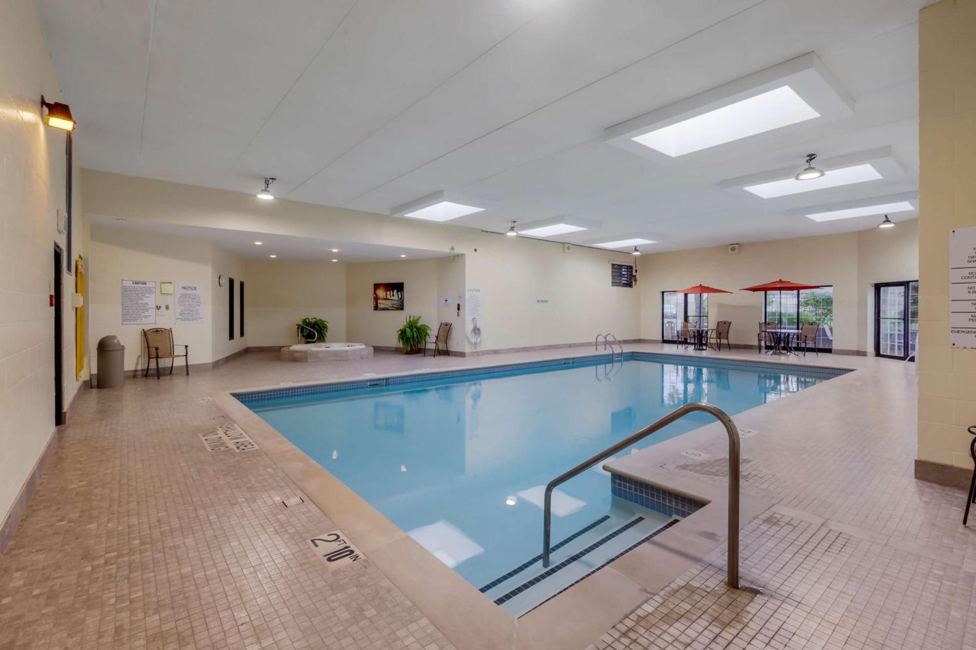 Best Western Plus Otonabee Inn Peterborough Esterno foto